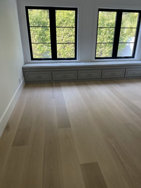 Light oak floor, finished room — Pacific Palisades, 2021
