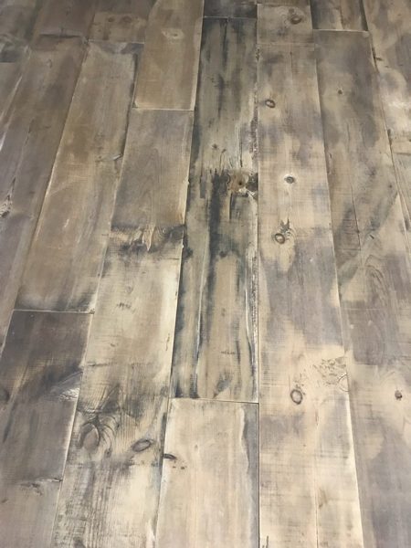 Weathered gray reclaimed finish — Gardena, 2019