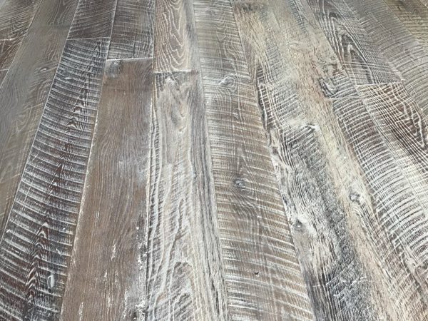 Whitewashed reclaimed finish — Gardena, 2019